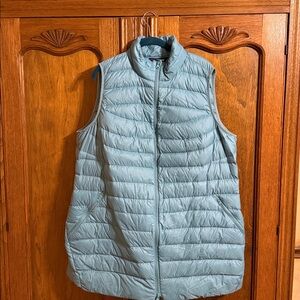 Lands' End, 1X, down, tunic, lightweight, packable vest. Like new. L aqua. Warm.